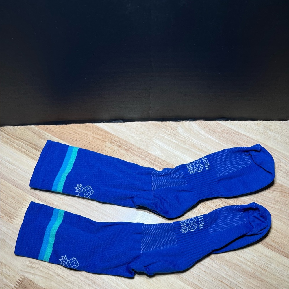 Blue Pineapple Patterned Socks